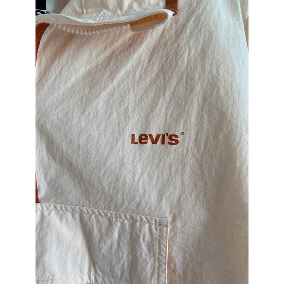 Levi's Peach Windbreaker - Picture 3 of 4
